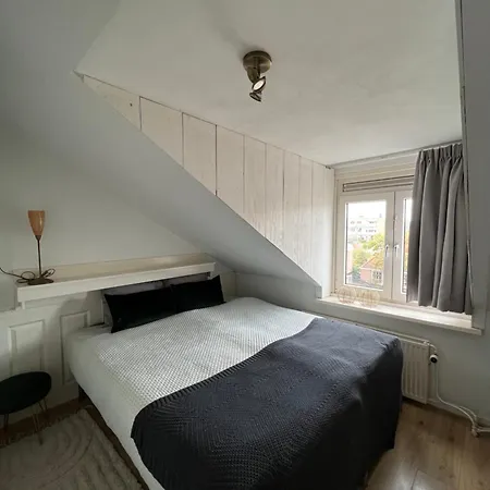 Zilvermoon Apartment